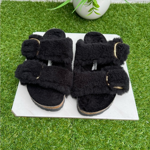 Women's Arizona Big Buckle Sandal Teddy Black size 39 US 8 - 8.5 women - Picture 5 of 16